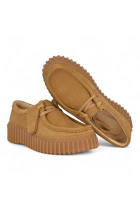 Scarpa lacci donna in cmaoscio colore sabbia. CLARKS | TORHILL BEE-LIGHT TAN NABUCK